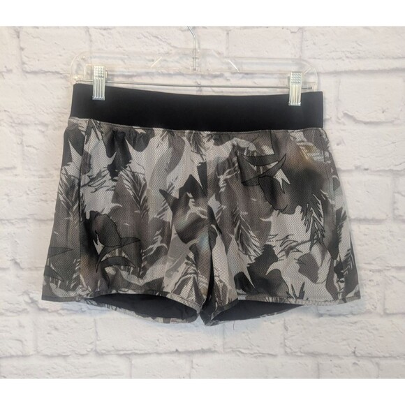 Theory Women's Patterned Mesh Overlay Work Out Shorts Size Small - Picture 1 of 7